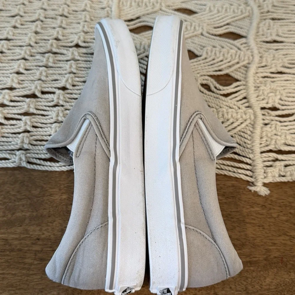 Vans Off The Wall Classic Slip On Sneakers Gray Low Top Unisex Mens 8 Womens 9.5